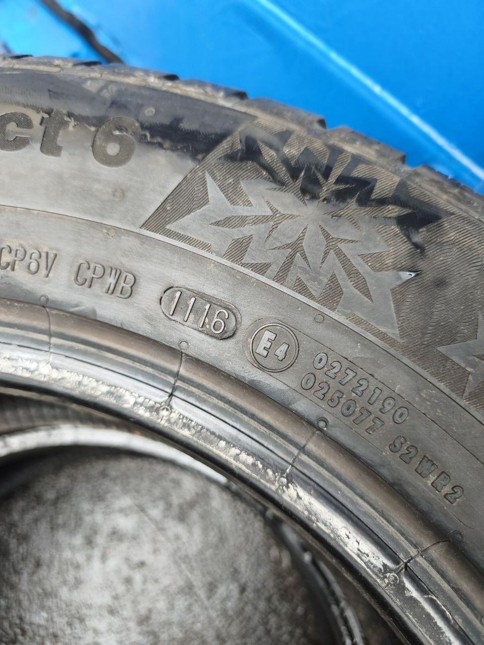 Continental VikingContact 6 102T 215/65R16 Фрикционная