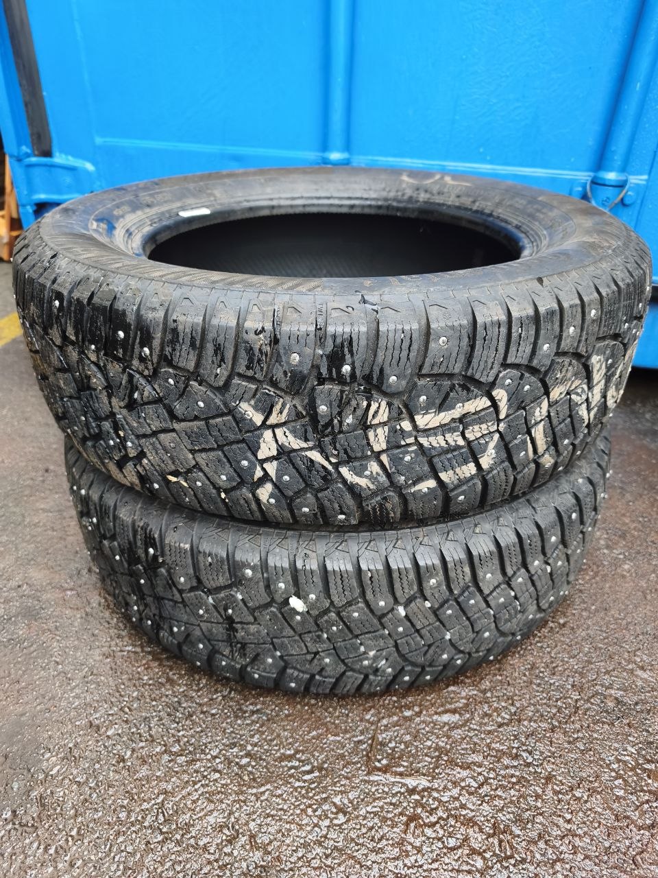 Continental IceContact 2 92T 185/65R15 Studded tires