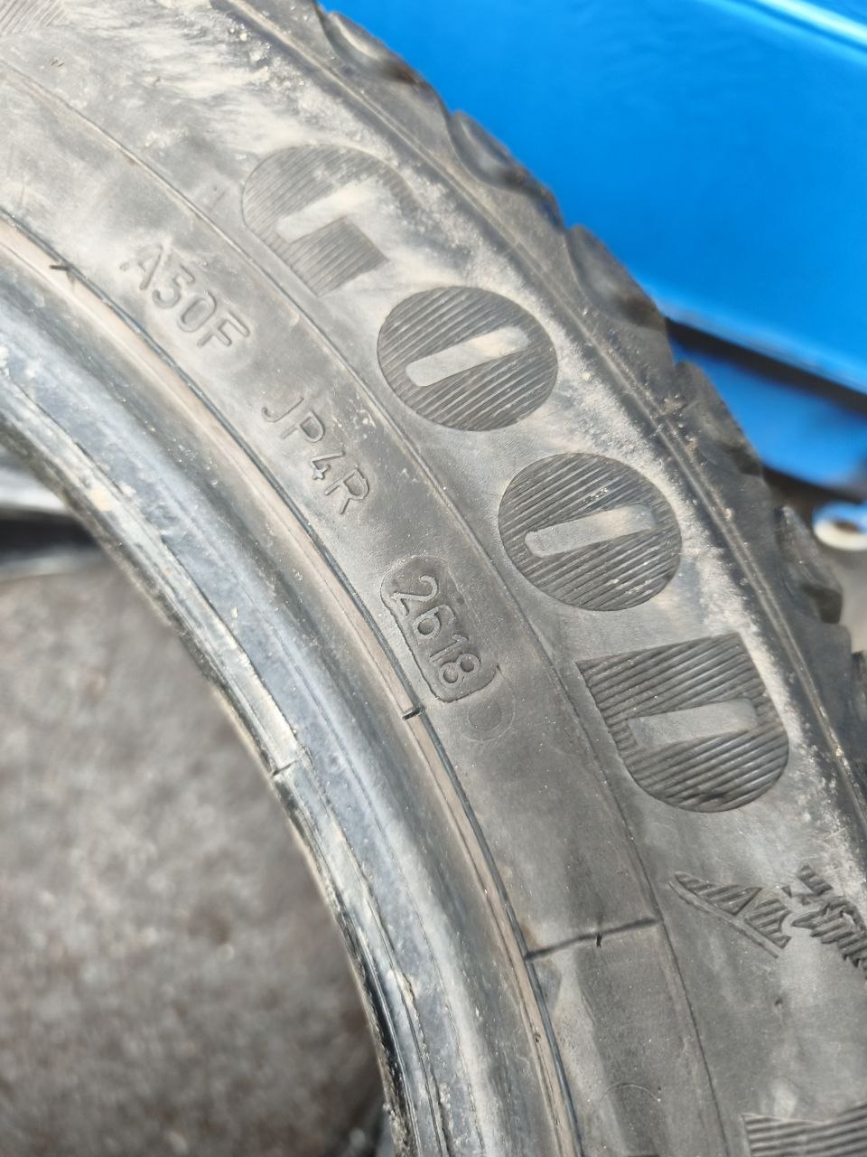 Goodyear UltraGrip Ice Arctic 94T 205/55R16 Шипованная
