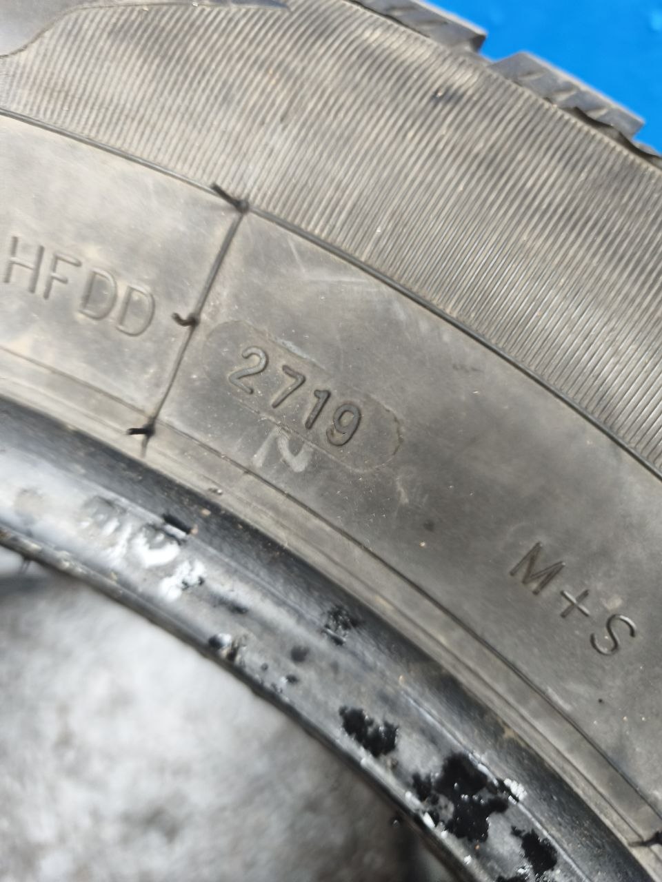 Hifly Win-Turi 215 99H XL 215/60R16 Шипованная