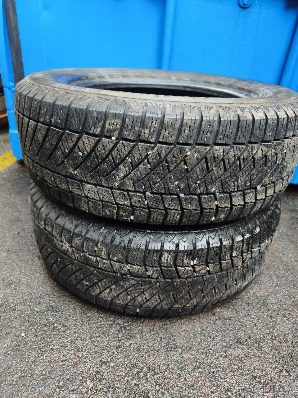 Continental VikingContact 6 102T 215/65R16 Ламельные шины