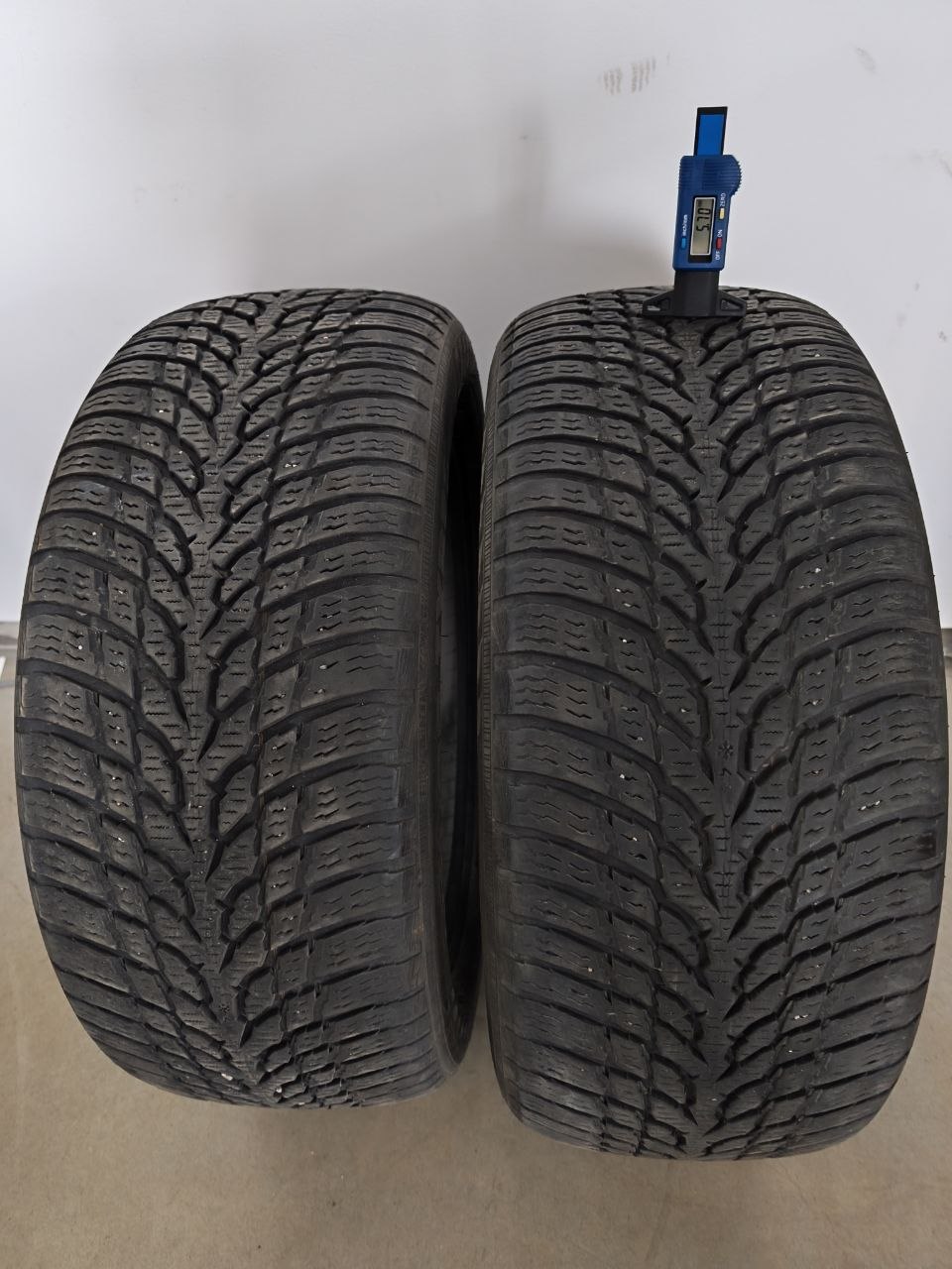 Nokian Tyres wr snowproof