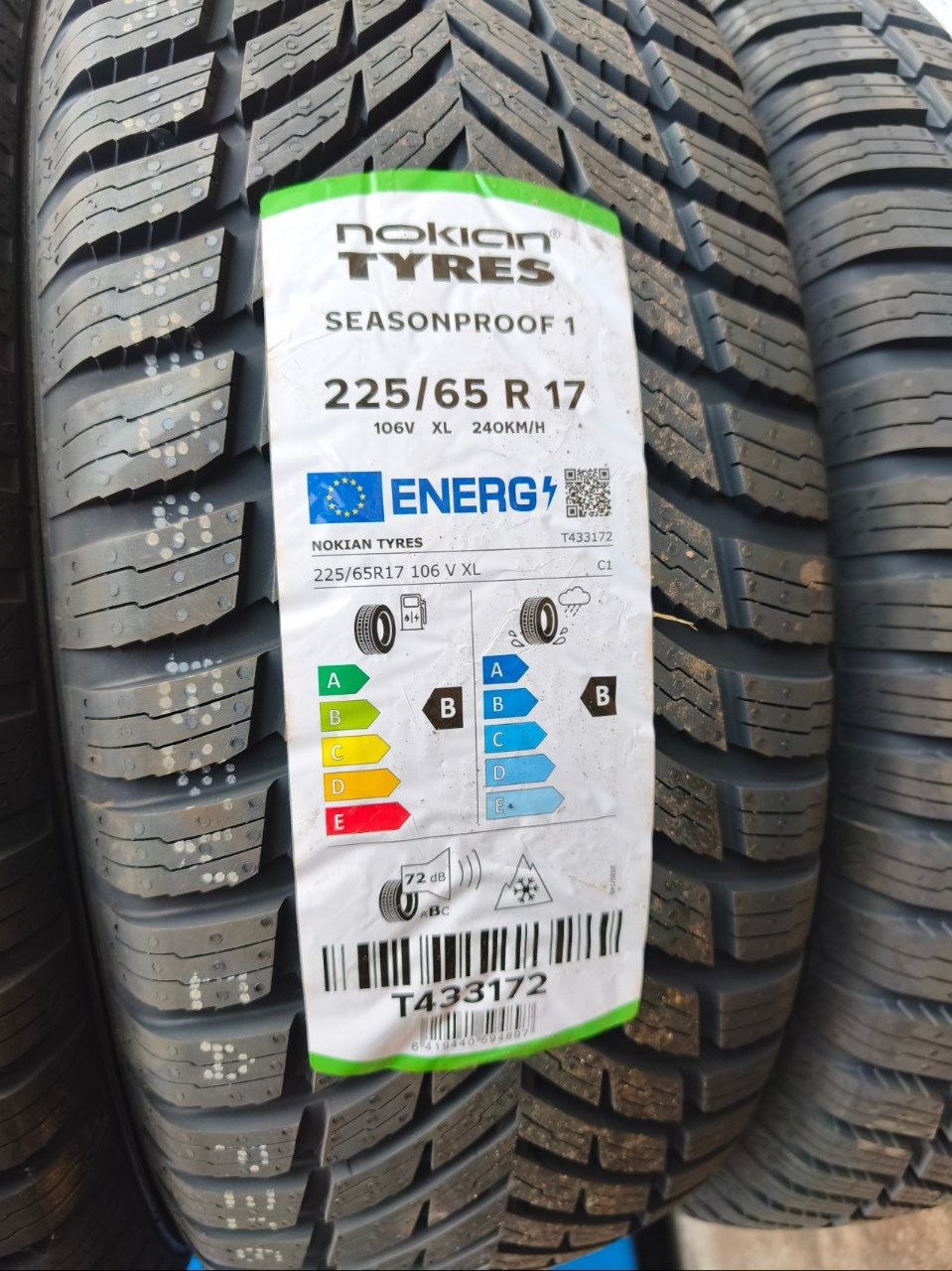 Nokian SEASONPROOF 1 107V XL 225/65R17 Фрикционная