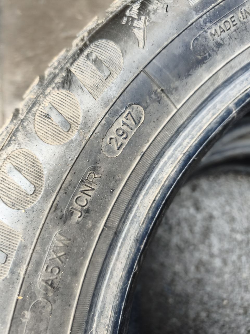 Goodyear Ultra grip ice arctic 96T 205/60R16 Шипованная